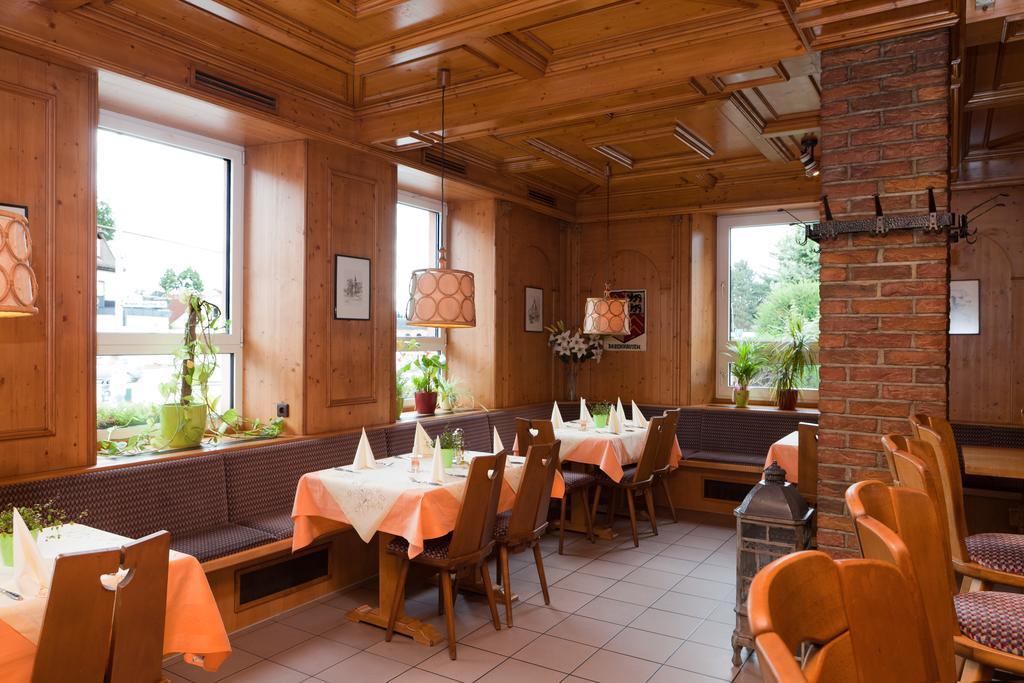 Hotel Deutscher Hof Babenhausen  Zewnętrze zdjęcie